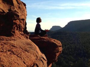 Get ready for Mindful Champagne drinken