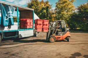 Champagne oogst - druiven uitladen - jeromeschampagne.nl